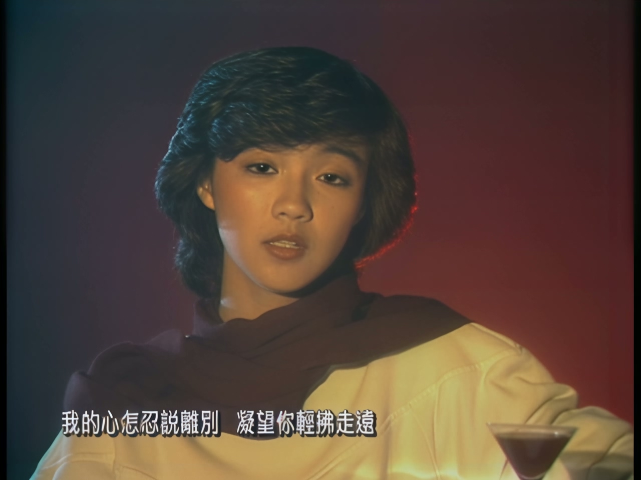 陈慧娴 - 逝去的诺言-环球MV (1).jpg