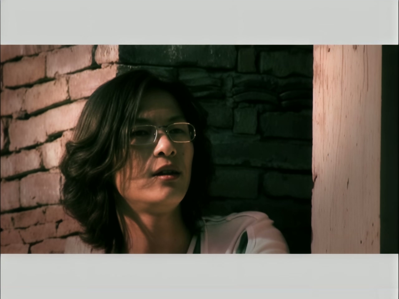 易欣 - 你的爱给了谁 (1).jpg